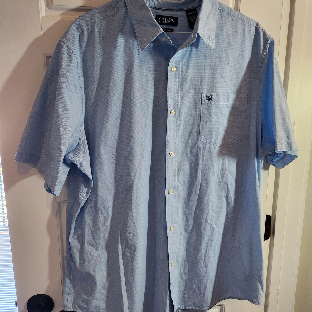 Chaps Light Blue Casual Button Down Short Sleeve Shirt
